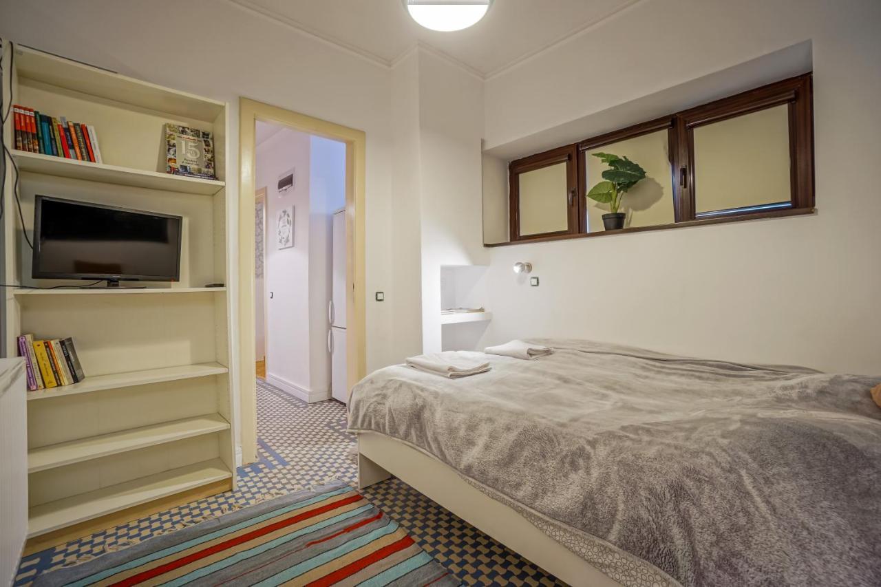 Victoriei Blue Apartment Bukares Bagian luar foto
